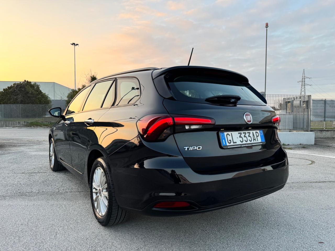FIAT TIPO 1.6 Mjt 130Cv S.W. - Led Navi