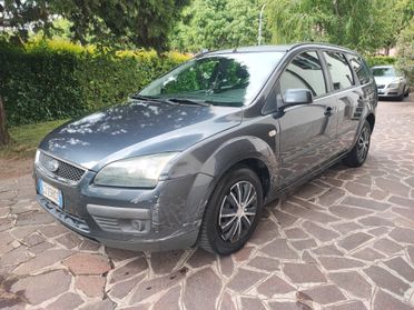 Ford Focus 1.6 TDCi 90 CV station wagon neopatentati