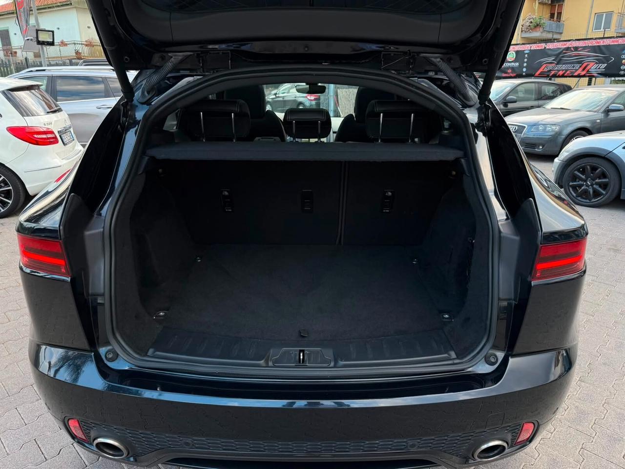 Jaguar E-Pace 240 CV R-Dynamic SE STRAFULL- 2019