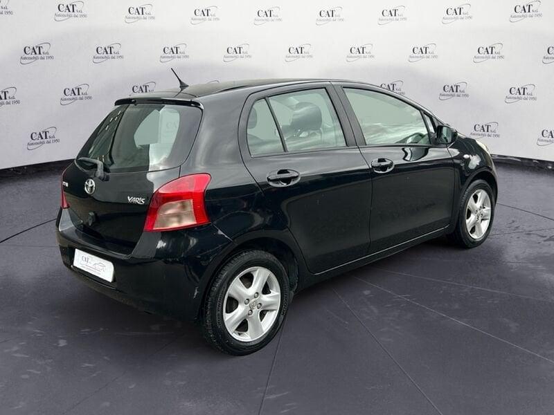 Toyota Yaris Yaris 3p 1.0