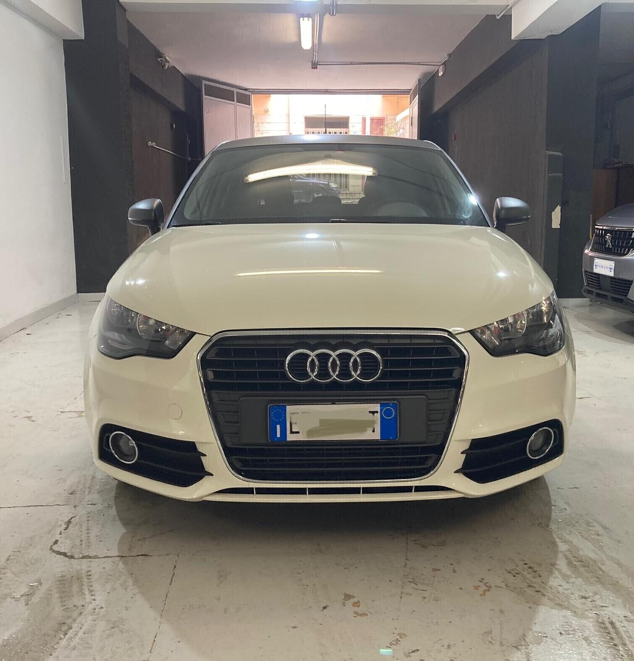 Audi A1 1.6 90cv Ambition