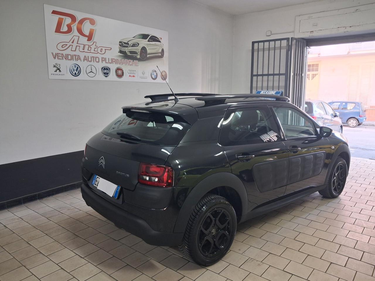 Citroen C4 Cactus 2015 Shine unico prop 65.000km