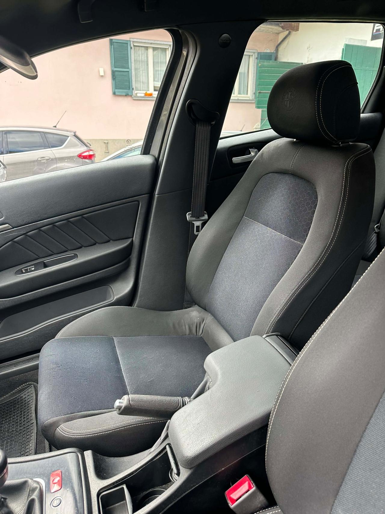 Alfa Romeo 159 2.0 JTDm INTROVABILE SPORTWAGON PROGRESSION KMORIGINALI