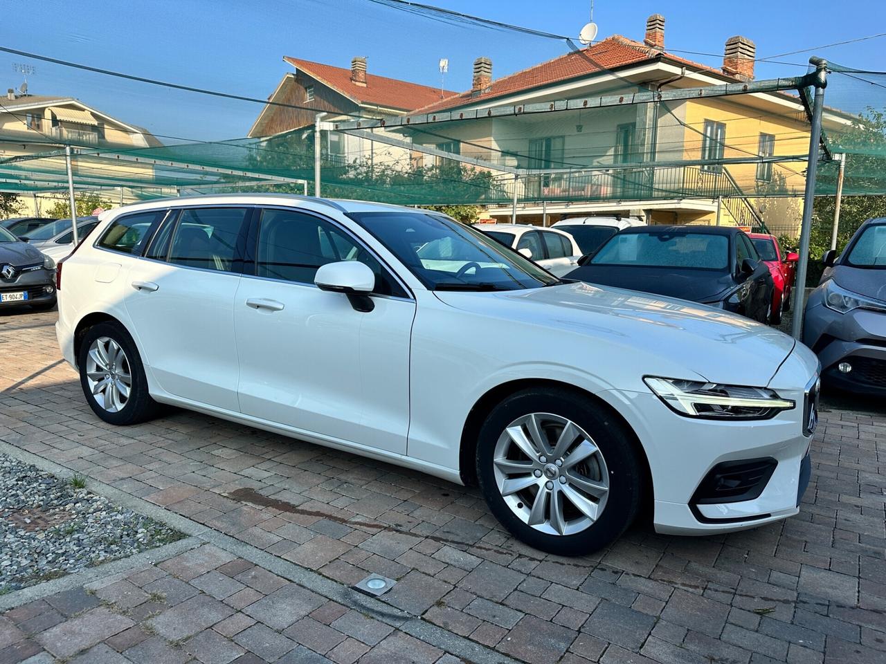 Volvo V60 D4 Geartronic R-design