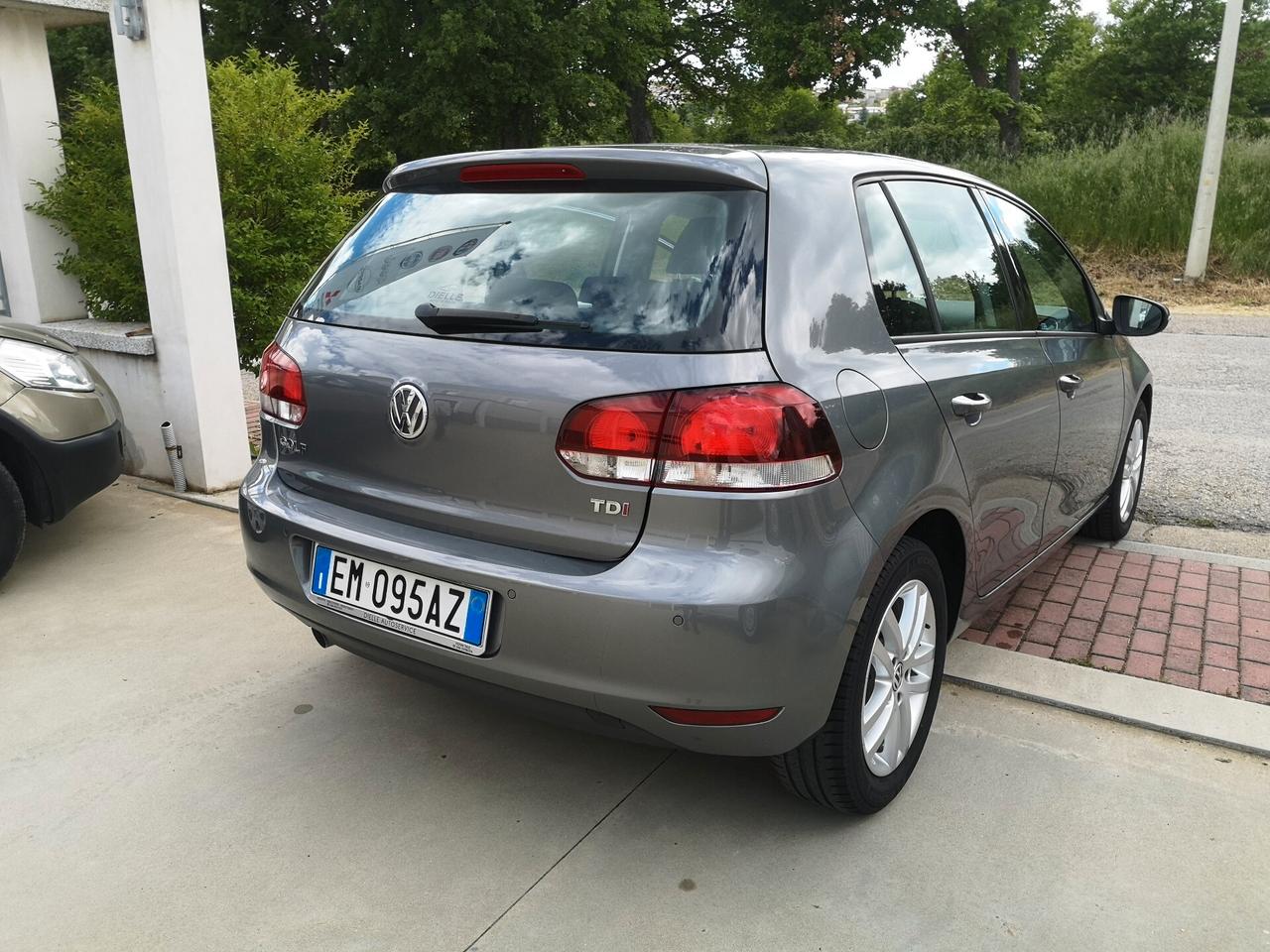 Volkswagen Golf 1.6 TDI DPF 5p. Highline