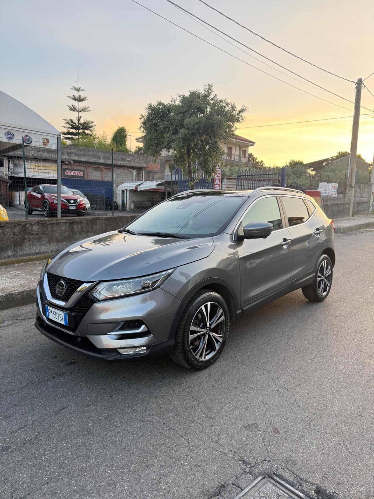 Nissan Qashqai 1.5 dCi Tekna tetto panoramico