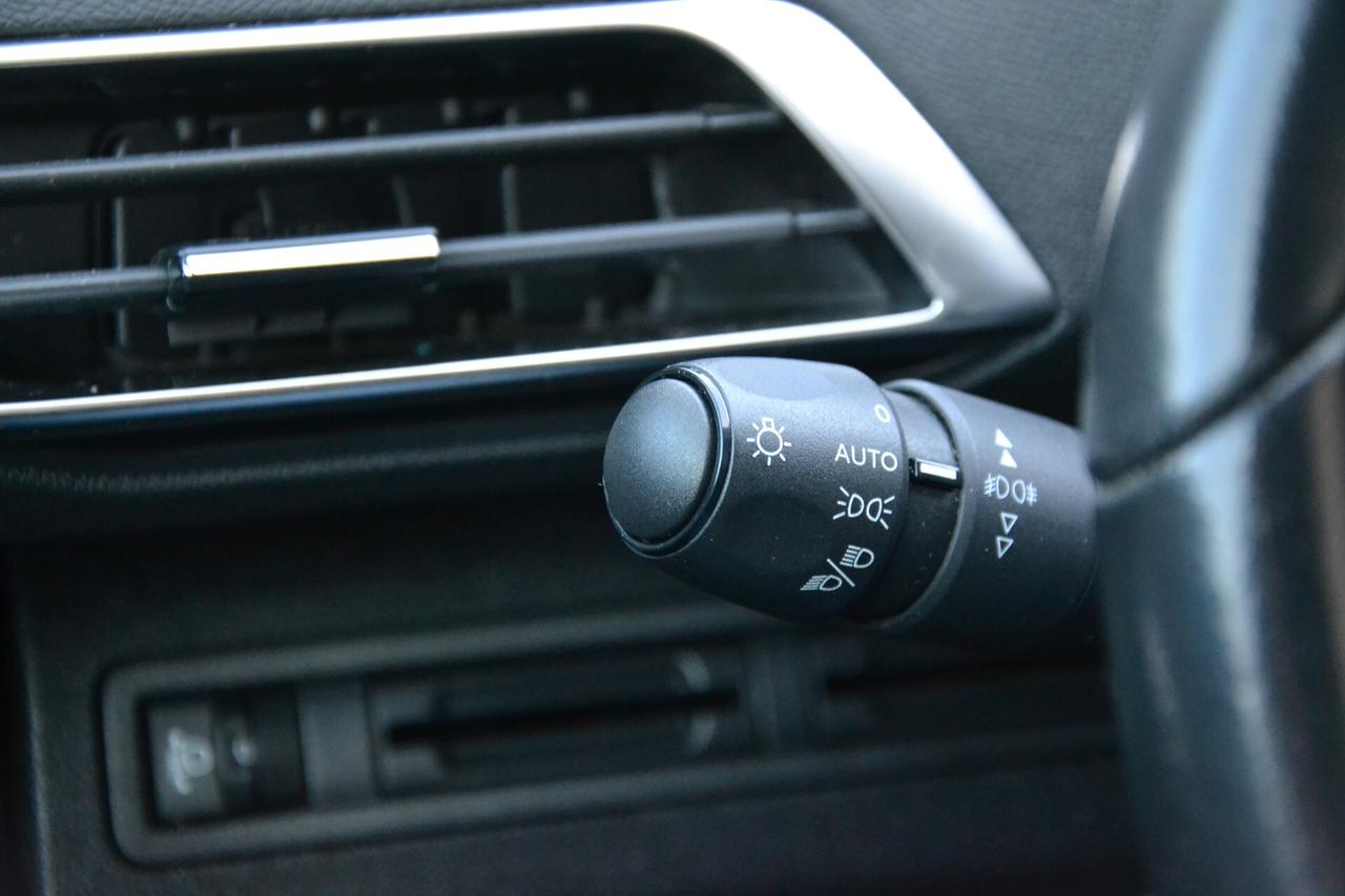 Peugeot 5008 1.5 HDi 130CV 7 POSTI AUT.**PREZZO REALE**UNIPRO'*