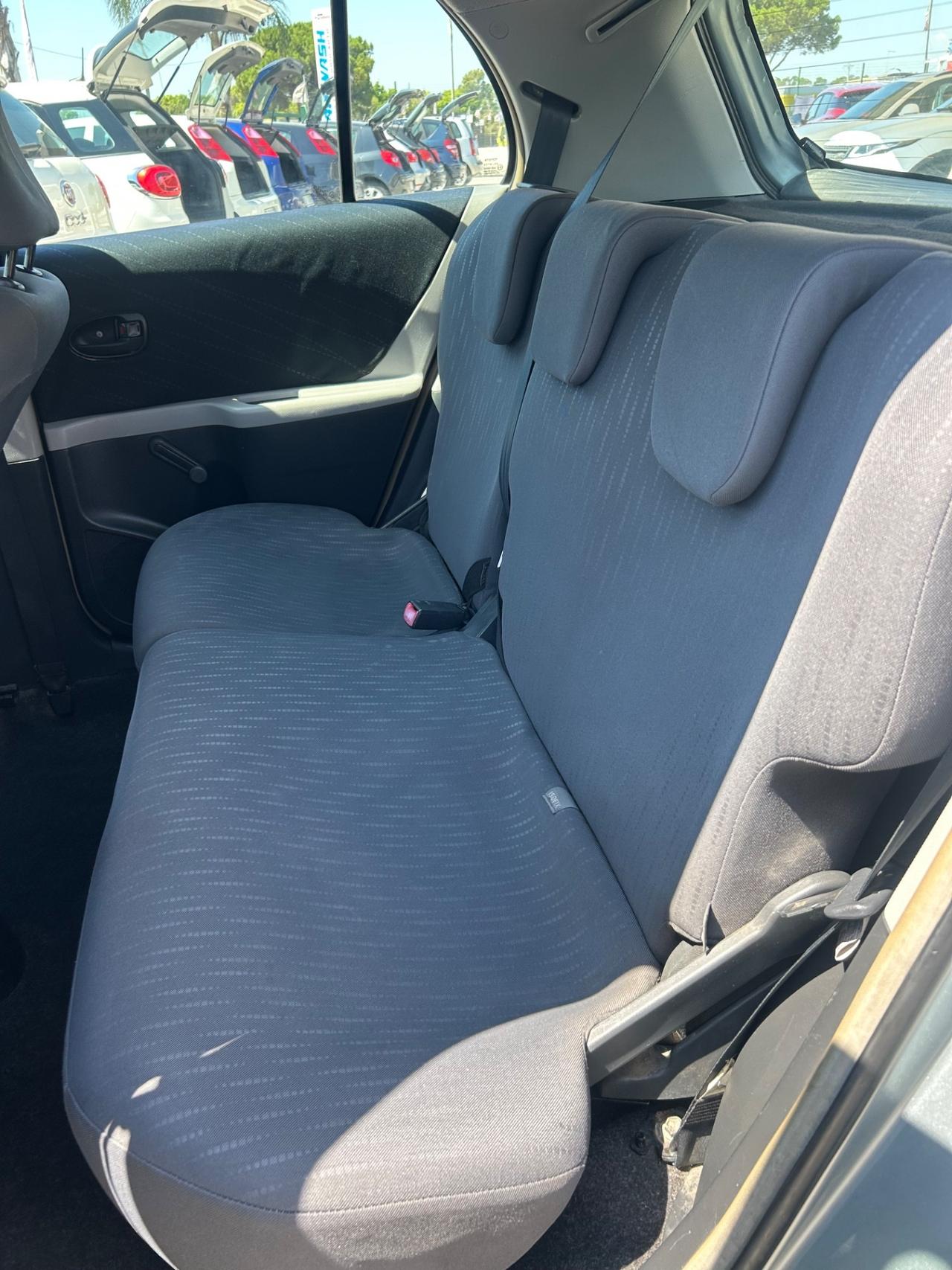 Toyota Yaris Verso 1.3i 16V cat Sol '03