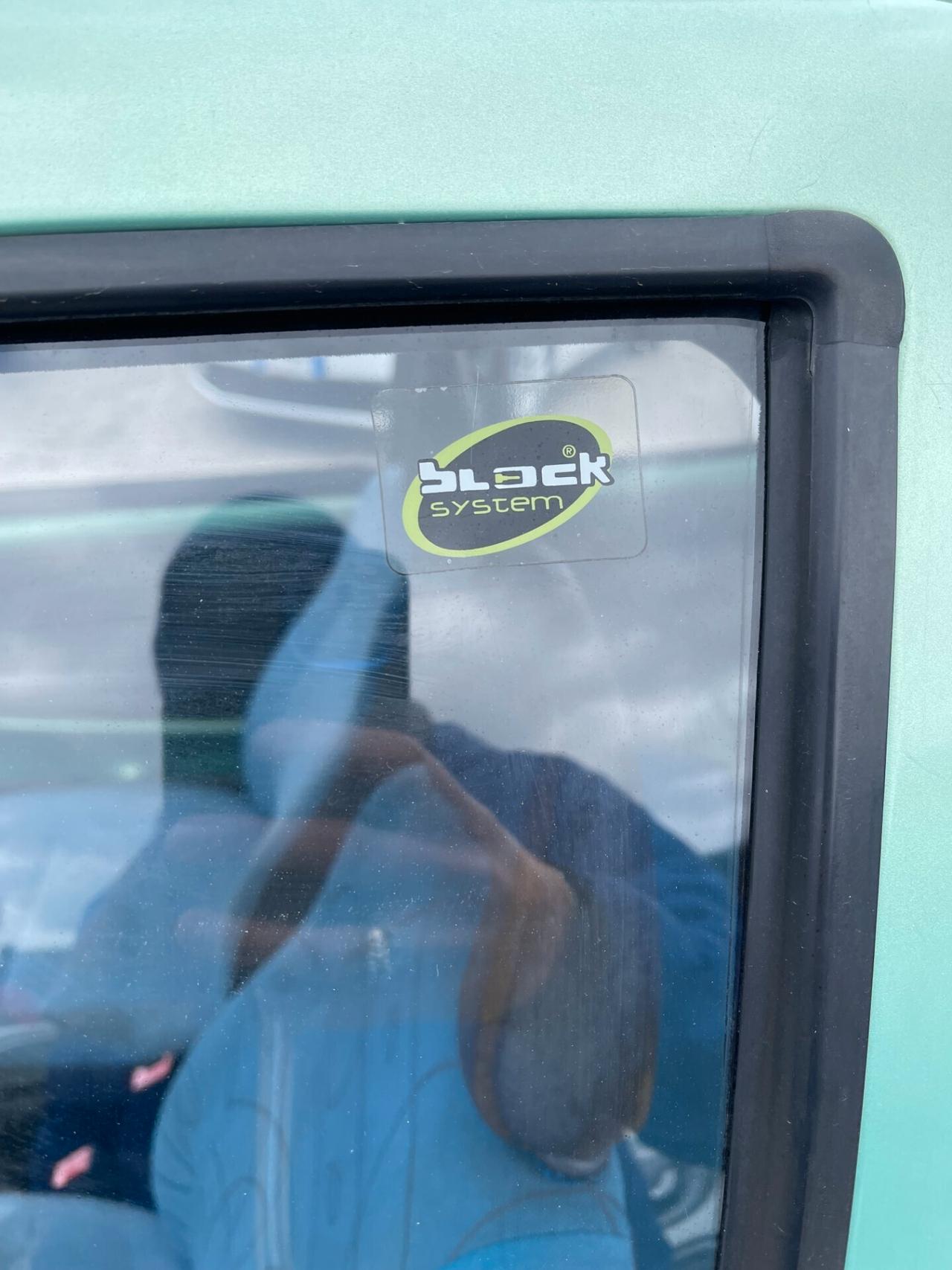 Fiat Seicento 1.1 con servosterzo e block system