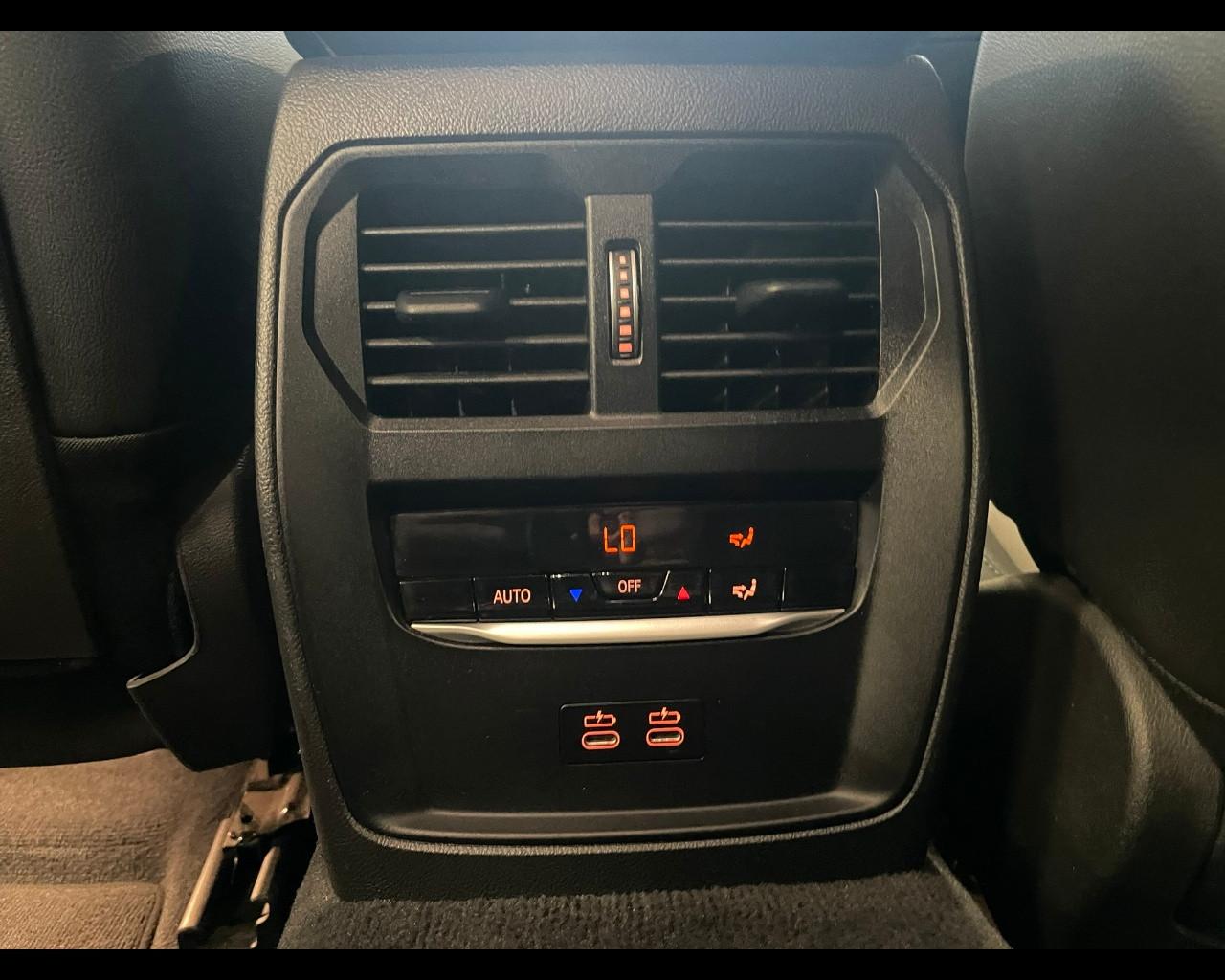 BMW Serie 3(G20/1-80/1) - 320i Touring Msport