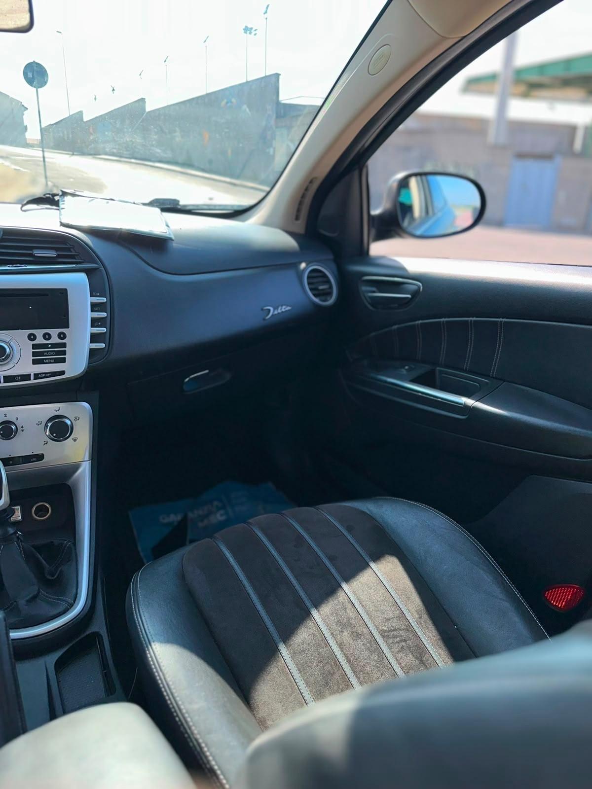 Lancia Delta 1.9 MJT