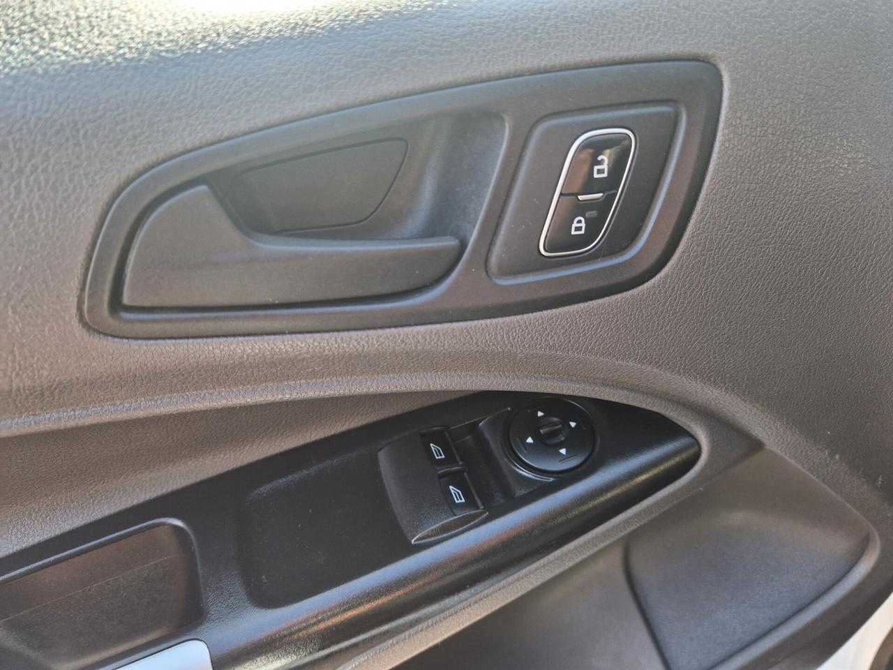 FORD TRANSIT CONNECT 1.5 DCI PASSO LUNGO