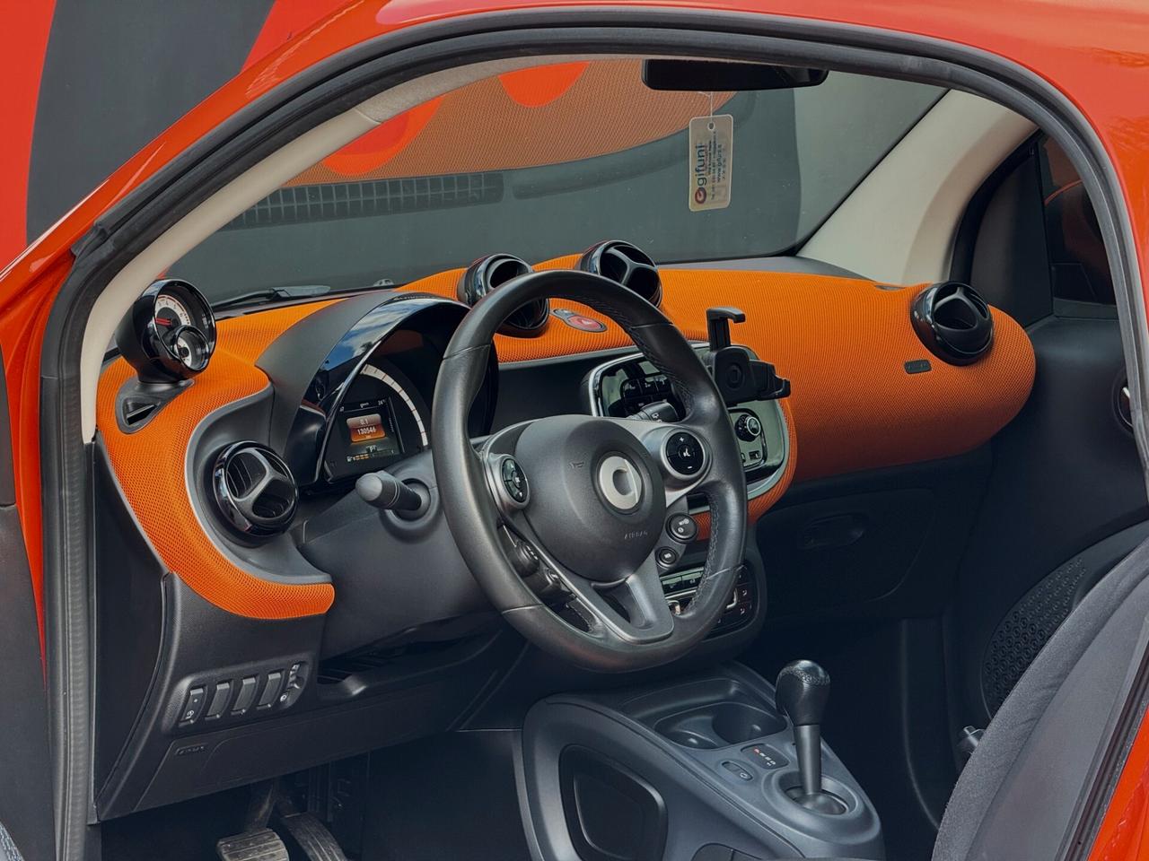 Smart forTwo 1.0 Passion 71CV Twinamic TETTO LED