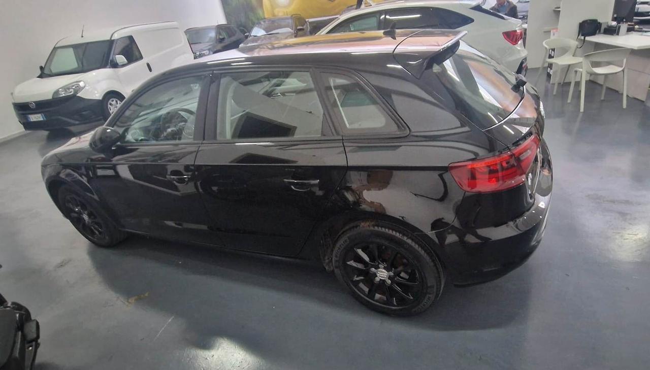 Audi A3 1.6 TDI clean diesel S tronic Business