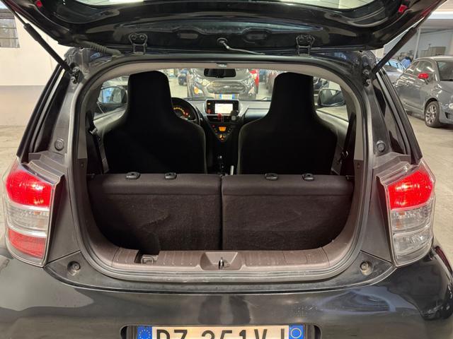 TOYOTA iQ 1.3 Executive Automatica