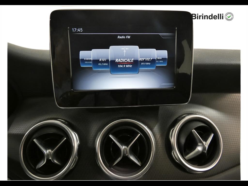 Mercedes-Benz GLA (X156) - GLA 180 d Executive