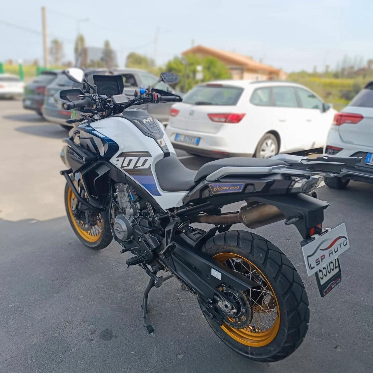 Cf Moto 800MT expoler AKRAPOVIC