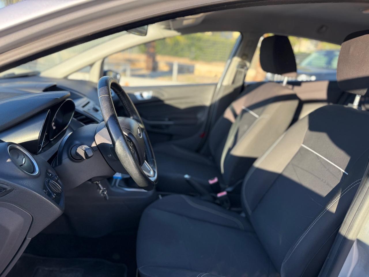 Ford Fiesta 1.5 TDCi 75CV 5 porte