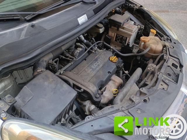 OPEL Corsa 1.2 12V 5 porte Club