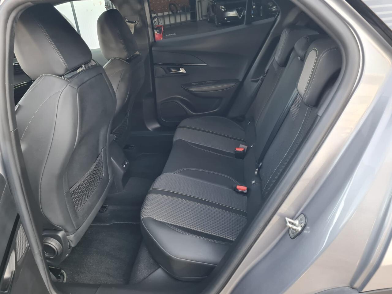 Peugeot 2008 BlueHDi 130 S&S EAT8 GT Line