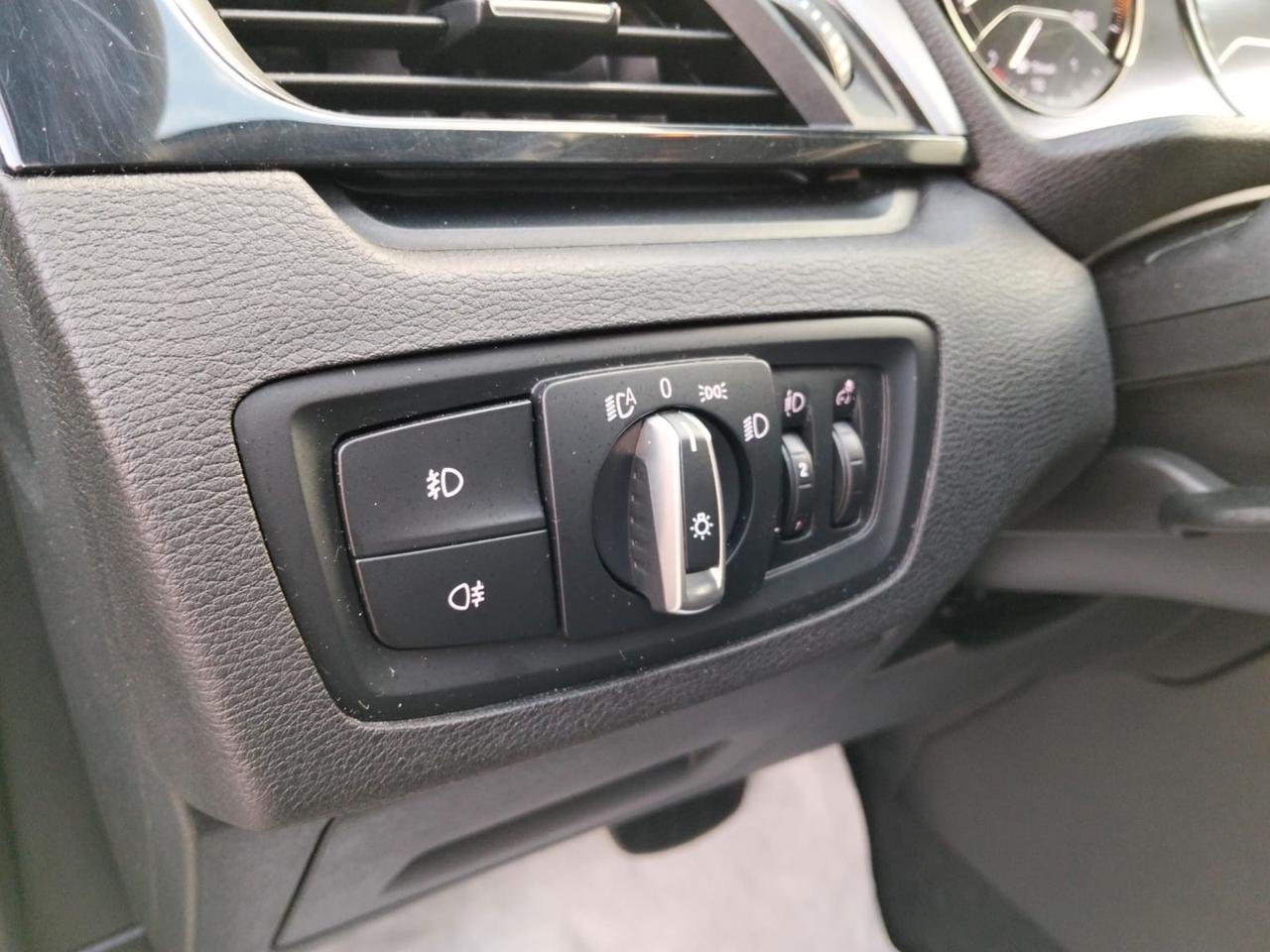 Bmw X1 xDrive18d Automatik*Navi*Camera*Cruise*Pdc