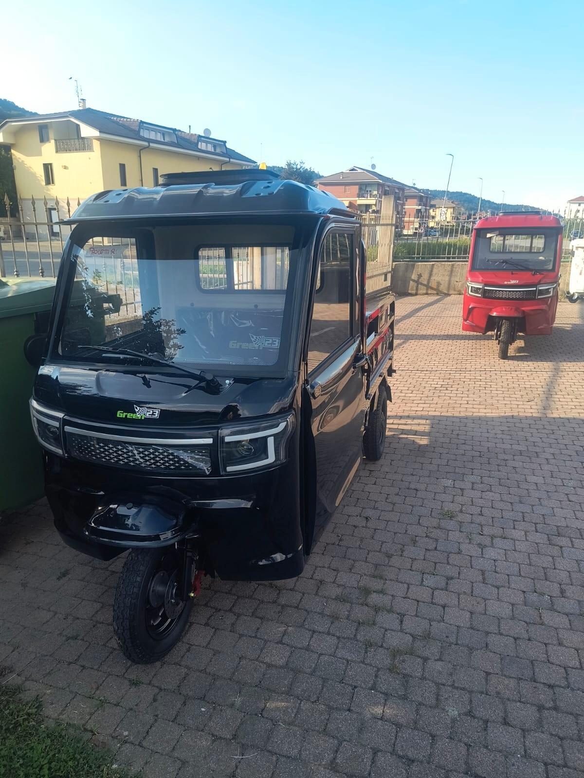MOTOCARRO ELETTRICO CABINATO CASSONE RIBALTABILE
