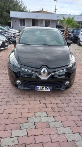 RENAULT Clio 1.5 dCi 8V 75CV 5 porte Live