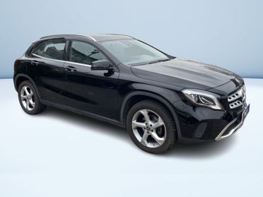 Mercedes-Benz GLA 180 SPORT AUTO