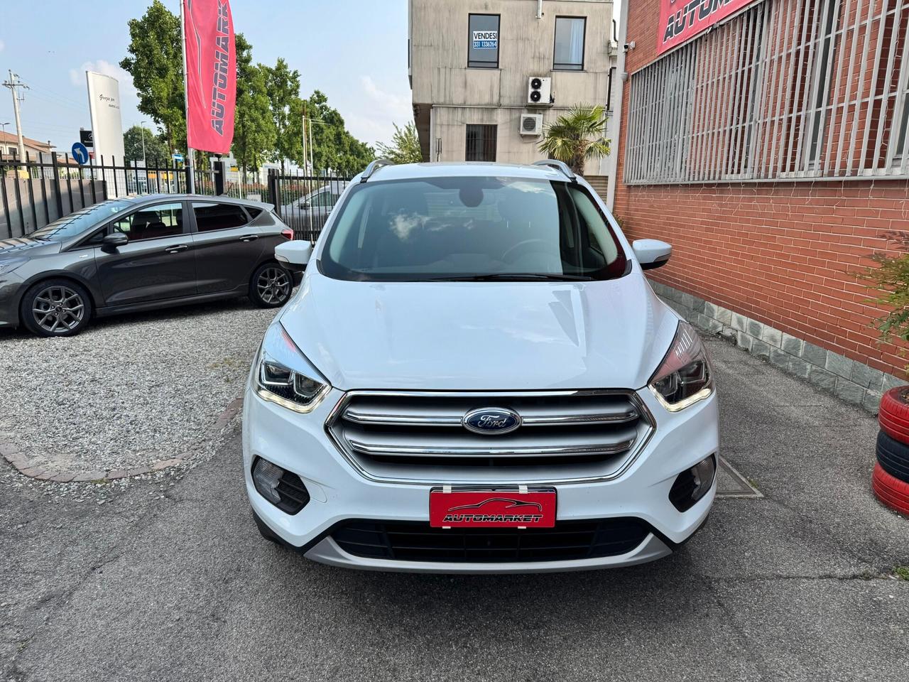 Ford Kuga 1.5 TDCI 120 CV S&S 2WD Titanium