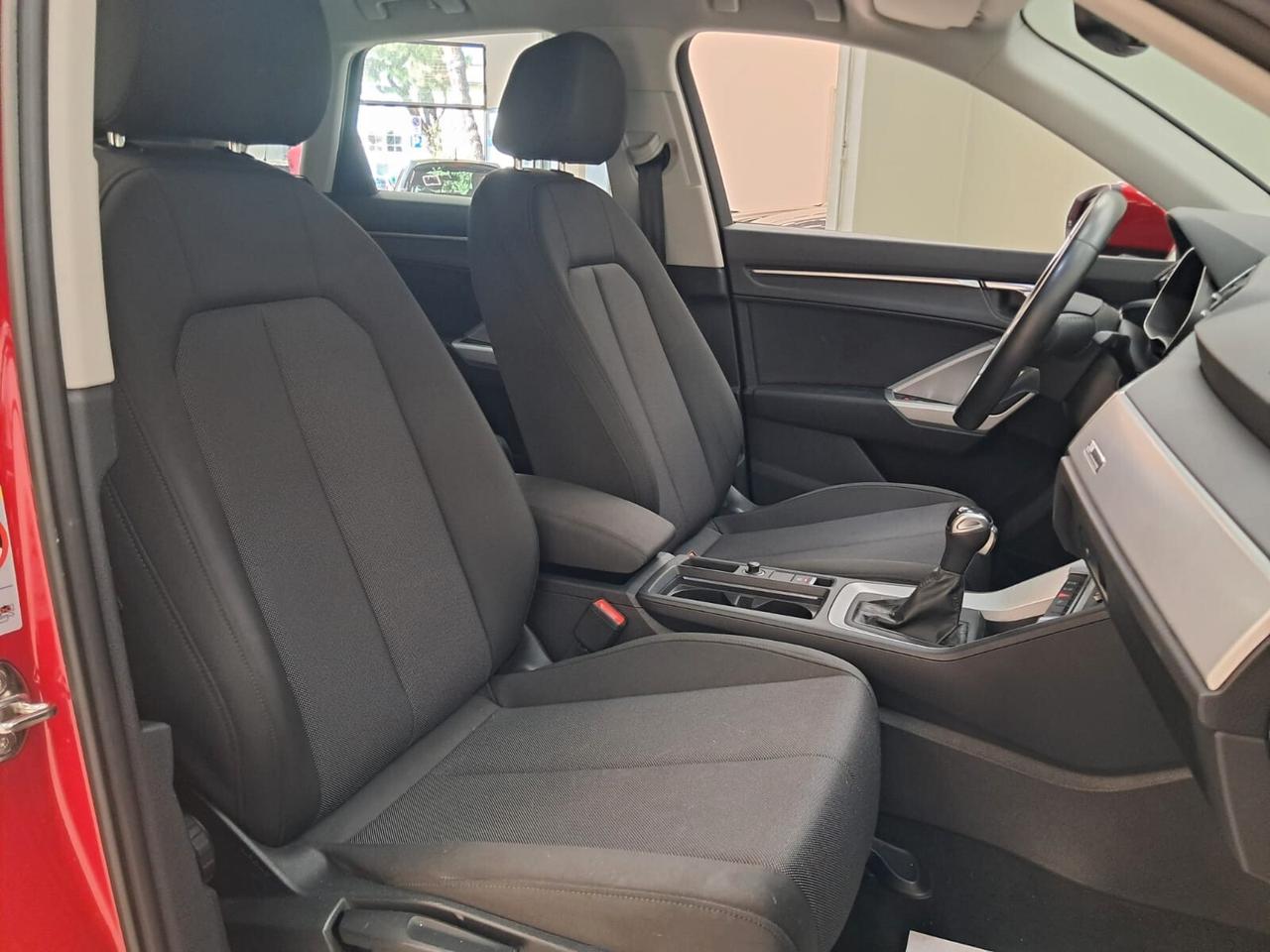 AUDI Q3 II 2023 35 2.0 tdi s-tronic IVA ESPOSTA