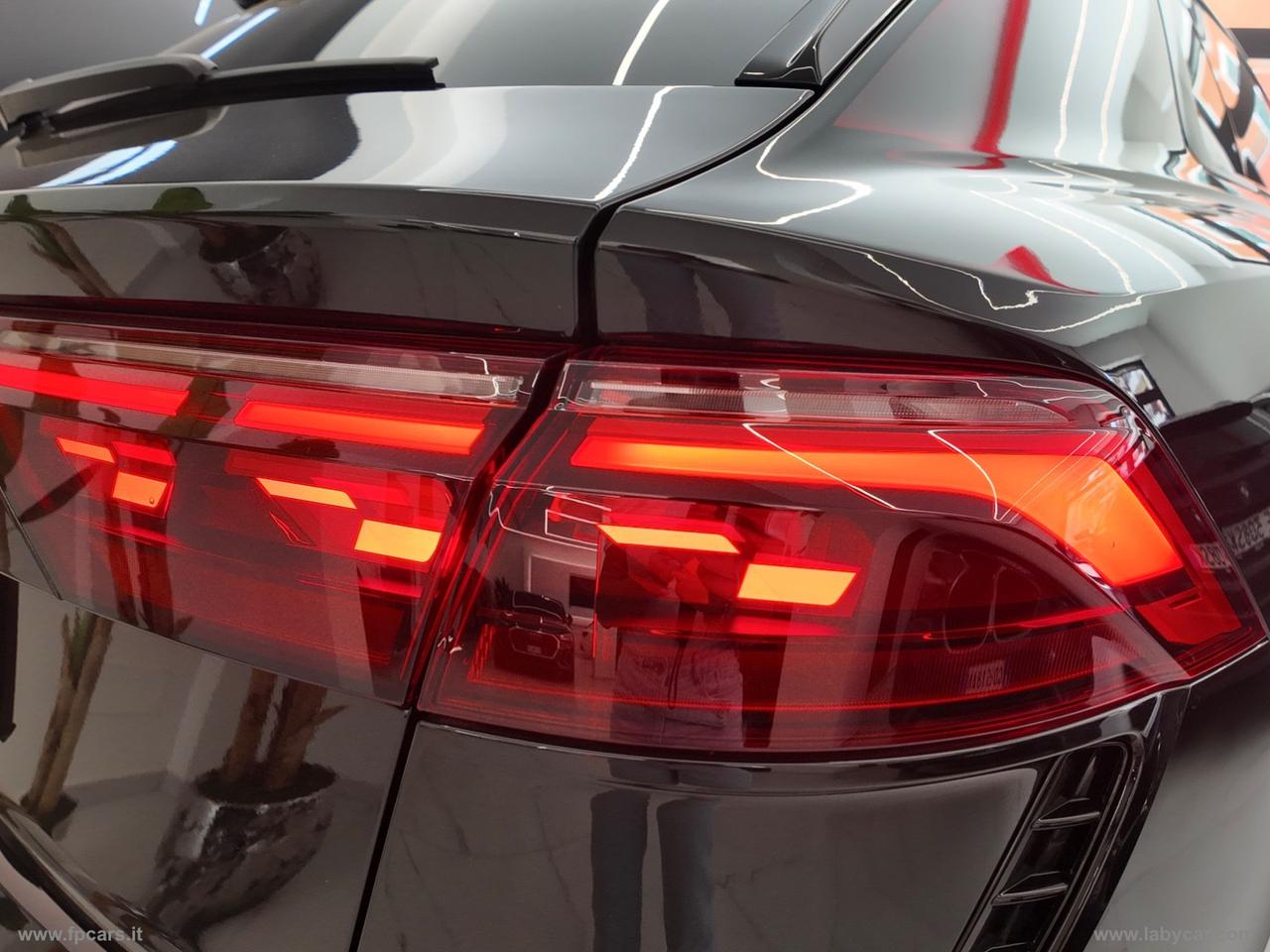 AUDI RS Q8 TFSI V8 quattro tiptr. Performance