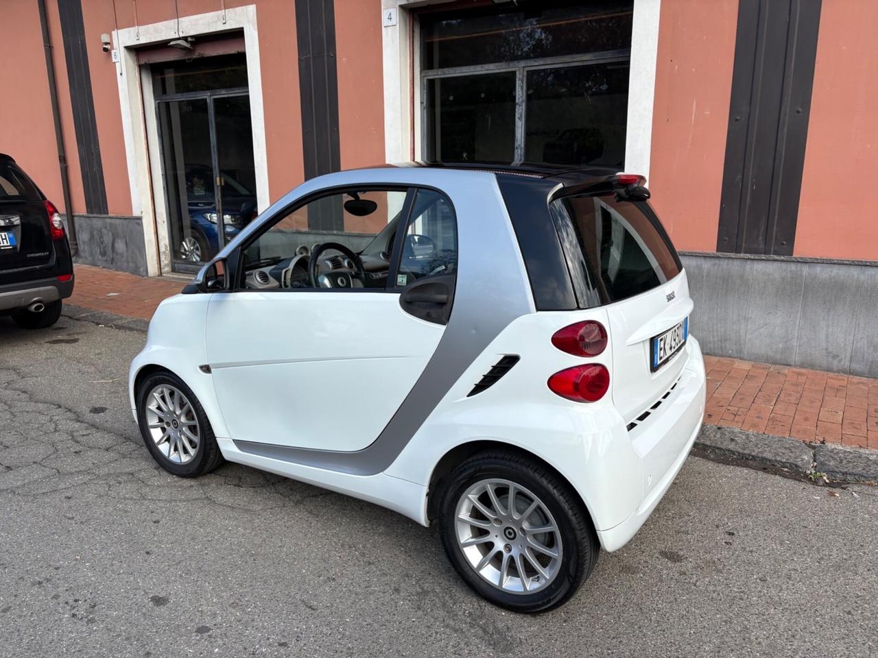 Smart ForTwo 1000 52 kW coupé passion 2011