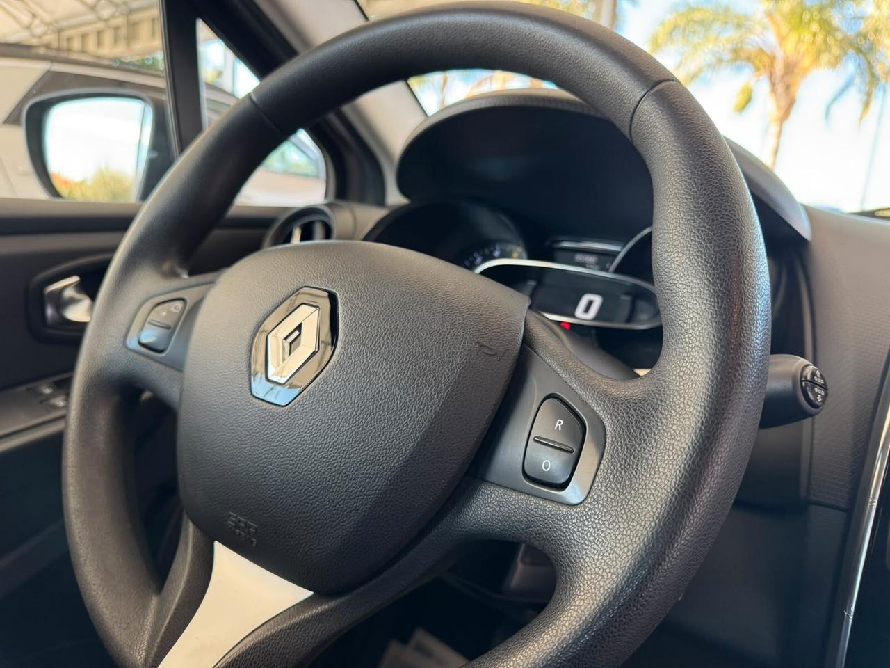Renault Clio 1.5 ENERGY 100 CV