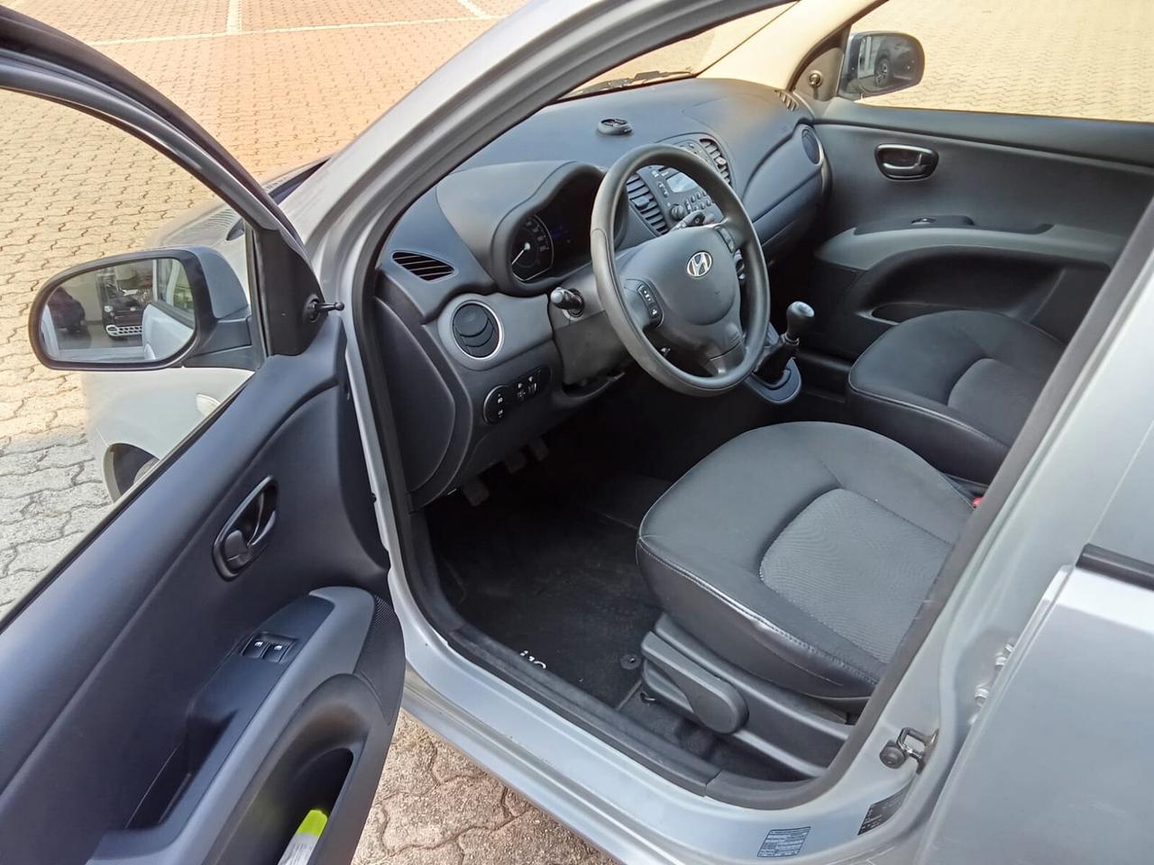 Hyundai i10 1.2 16V Sound Edition