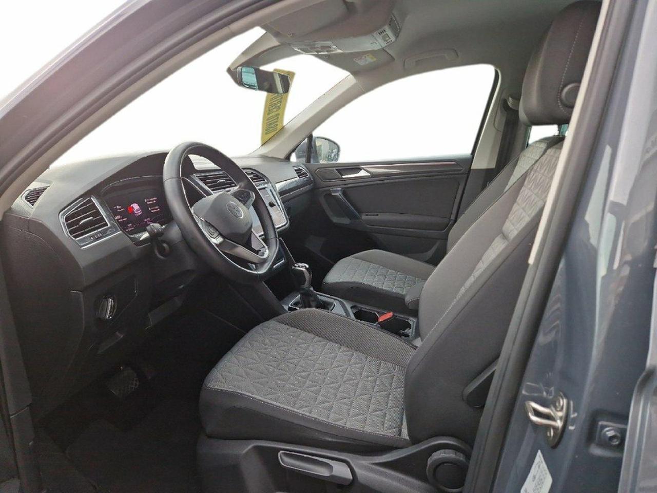 Volkswagen Tiguan 1.4 tsi eh life dsg