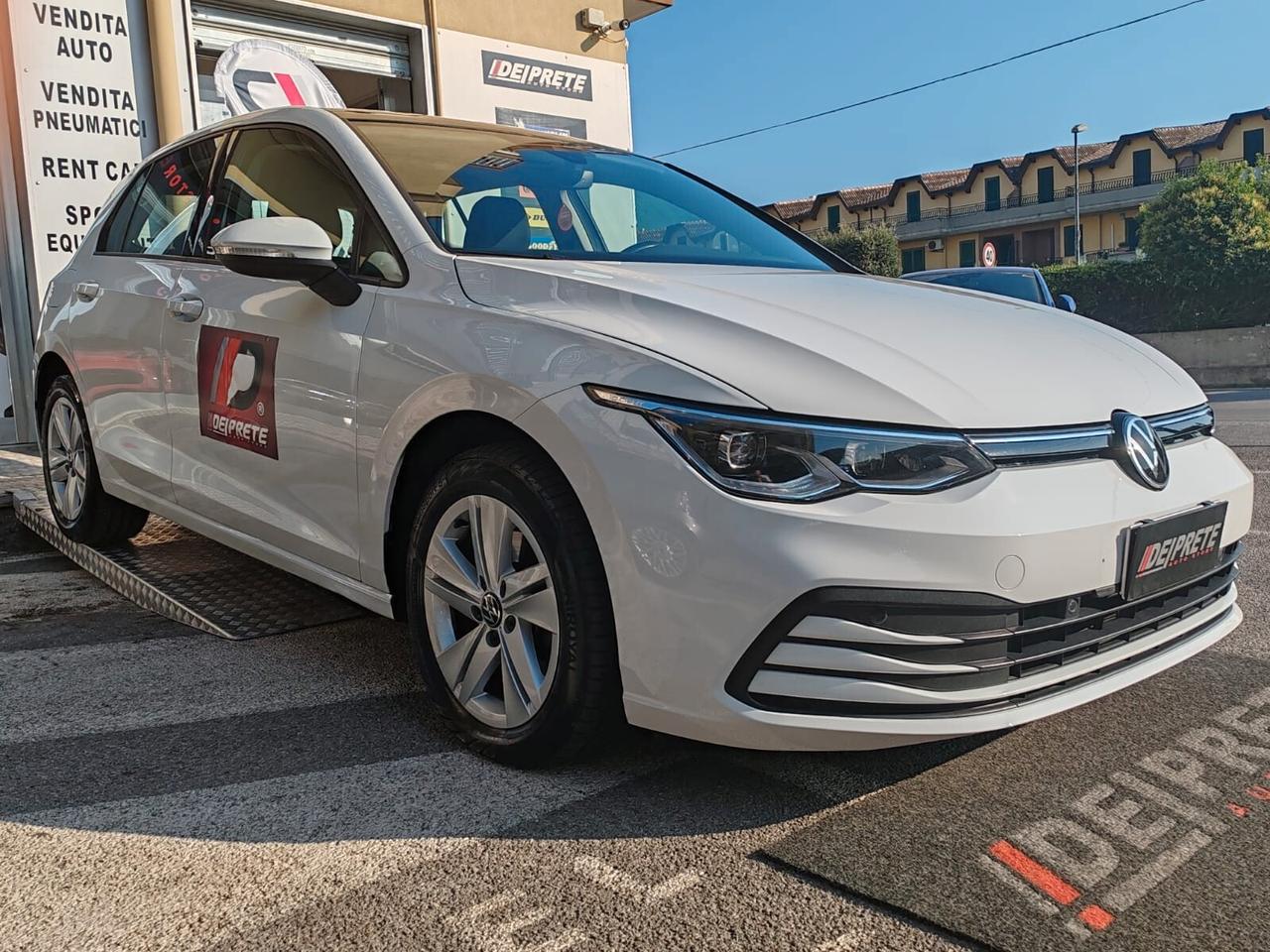 Volkswagen Golf 8 2.0 TDI 150 CV DSG /Life/ - IQ.Light, Digital Cockpit, Tetto Panoramico Apribile