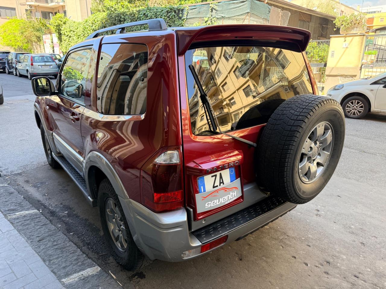 Mitsubishi Pajero 3.2 16V DI-D 3p. GLS2