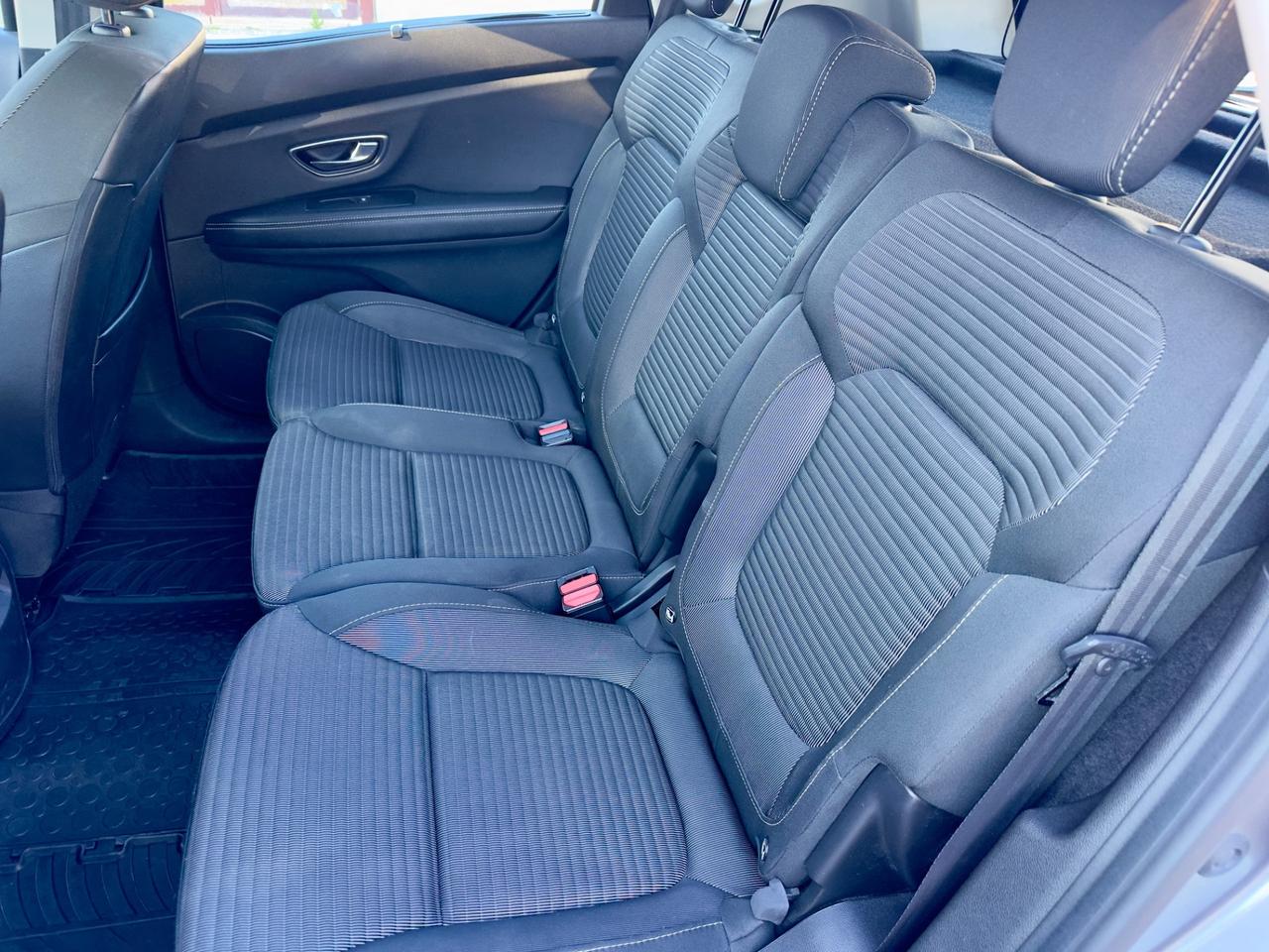 Renault Scenic Scénic dCi 8V 110 CV EDC Energy Intens