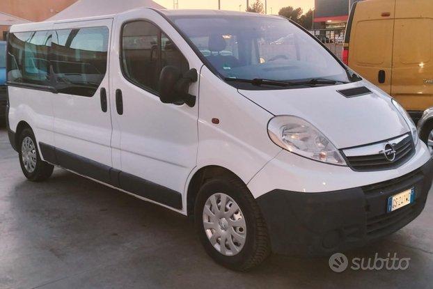 Opel vivaro posti 9 lungo