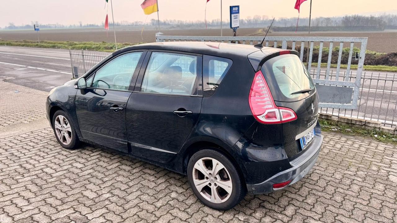 Renault Scenic X-Mod 1.5 dCi 2012 121.000KM