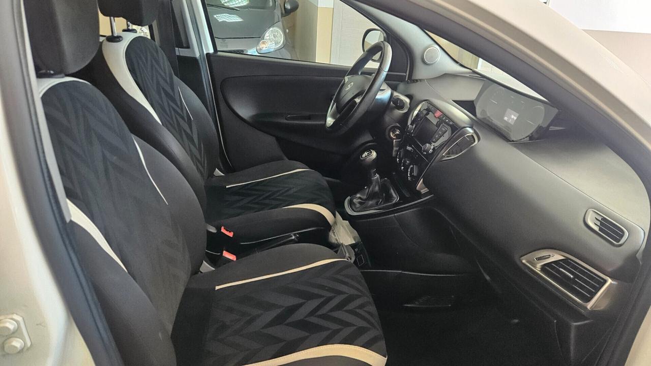 Lancia Ypsilon 1.3 MJT 16V 95 CV 5 porte S&S Platinum