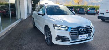 Audi Q5 40 TDI quattro S tronic line