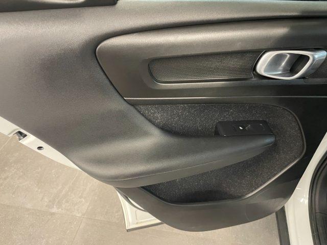 VOLVO XC40 2.0 D3 150 CV R-design Tetto