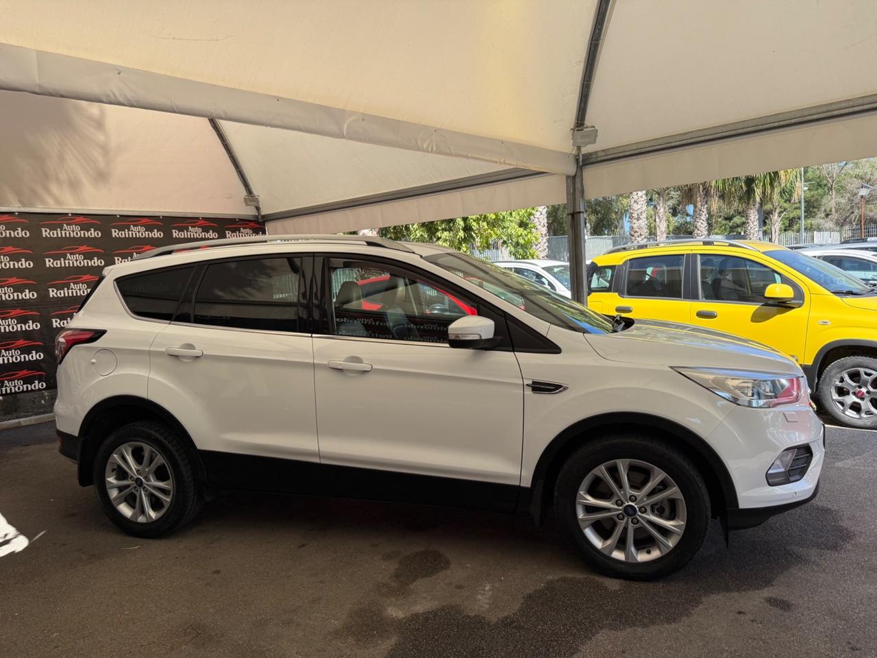 Ford Kuga 1.5 TDCI 120 CV S&S 2WD Powershift Edition