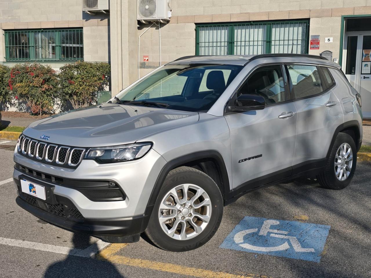 Jeep Compass 1.3 T4 190CV PHEV AT6 4xe Business