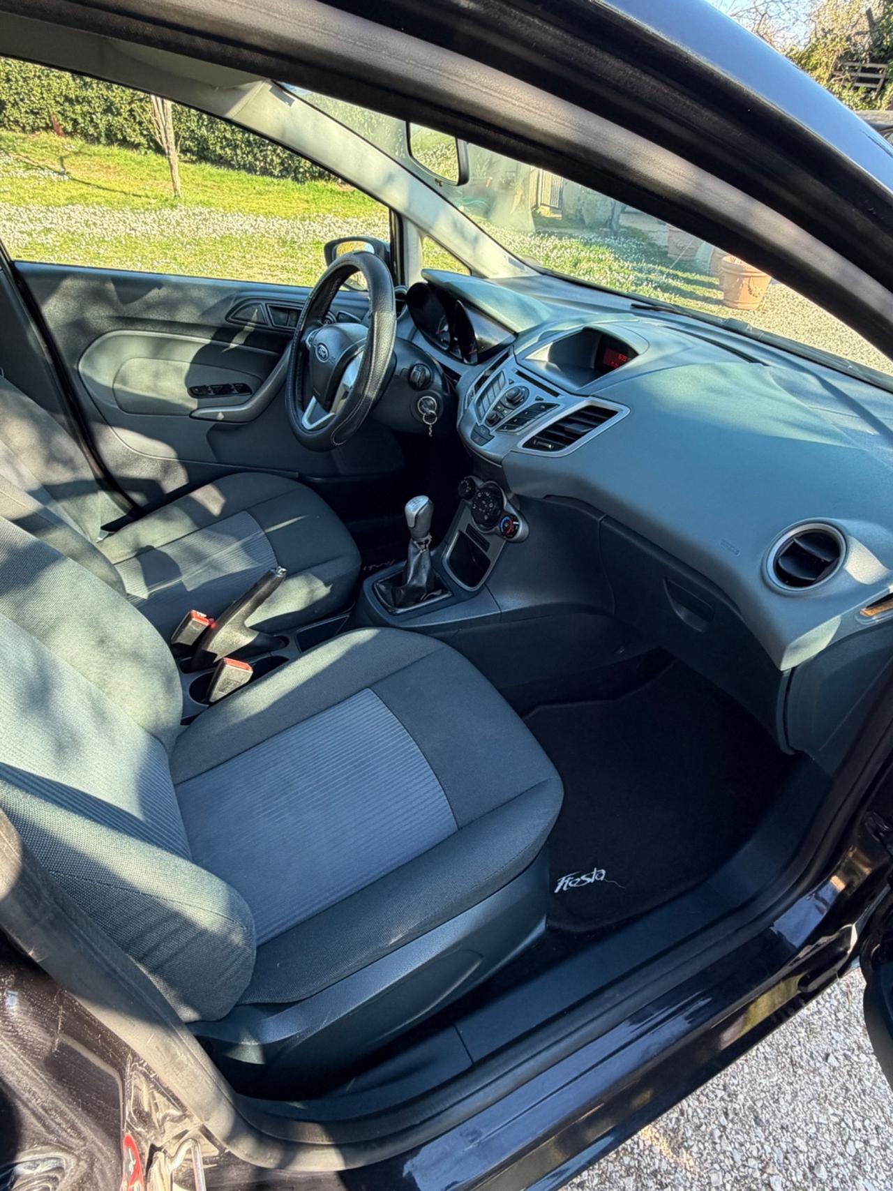 Ford Fiesta 1.4 TDCi 5p. Titanium