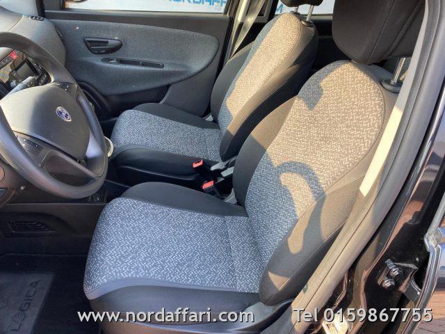 LANCIA Ypsilon 1.0 FireFly 5 porte S&S Hybrid Silver NEOPATENTATO