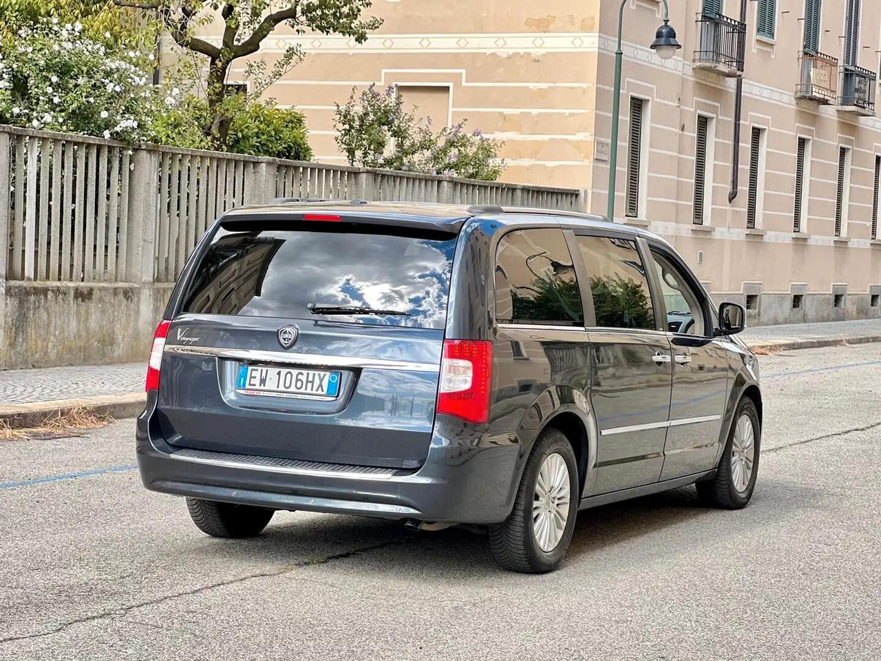 Lancia Voyager 2.8 Turbodiesel Platinum 177 CV
