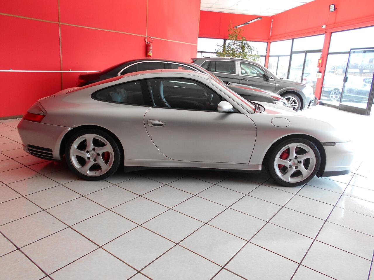 Porsche 911 Carrera 4S cat Coupé