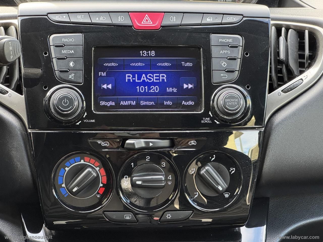 LANCIA Ypsilon 1.2 69 CV 5p. Gold